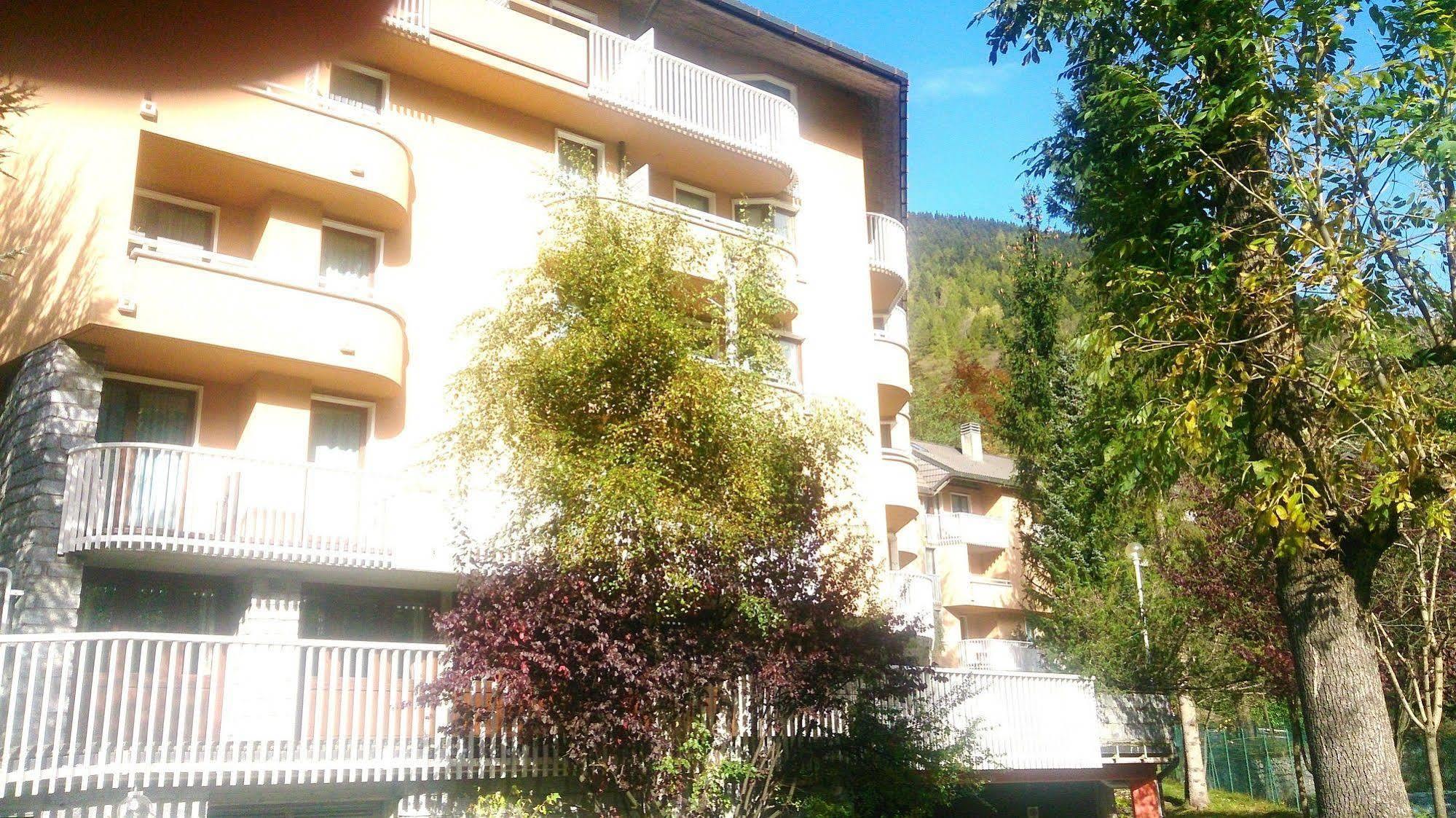 Residence Mirelladue Ponte Di Legno Exterior foto